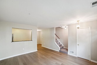 13913 Highstream Pl in Germantown, MD - Building Photo - Building Photo