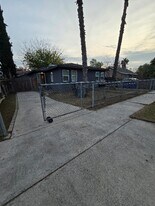 1610 E Yale Ave in Fresno, CA - Building Photo