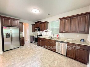 728 Rosewell Ave in Chesapeake, VA - Building Photo - Building Photo