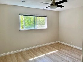1251 W Mc Kinley Ave, Unit #C in Sunnyvale, CA - Building Photo