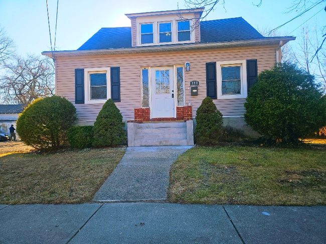 property at 149 Walnut St