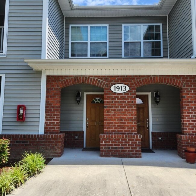 property at 1913 Covengton Way