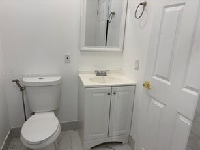 2347 NW 107th Ave in Sunrise, FL - Building Photo - Building Photo