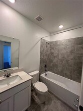 2444 Skyline Lp in Kissimmee, FL - Building Photo - Building Photo