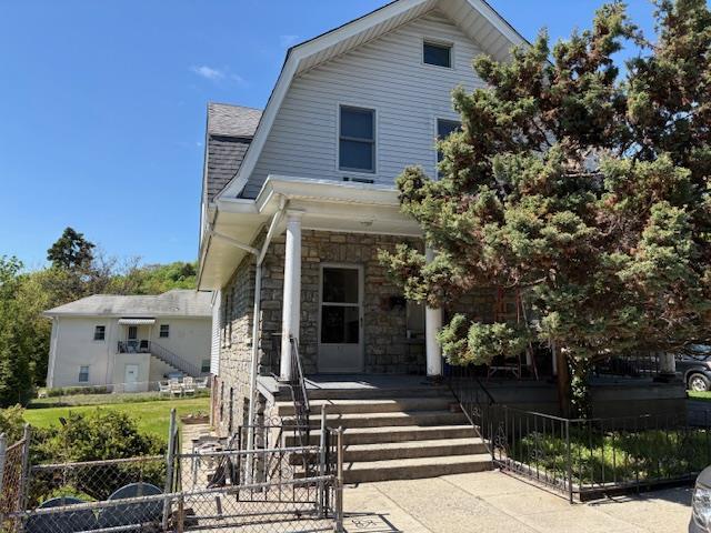 property at 13 Northfield Ave