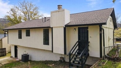 1748 Sonia Dr in Birmingham, AL - Building Photo - Building Photo