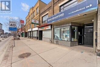 2118 A Danforth Ave in Toronto, ON - Building Photo - Building Photo