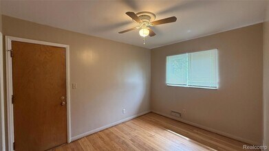 24290 Eastwood St in Oak Park, MI - Building Photo - Building Photo