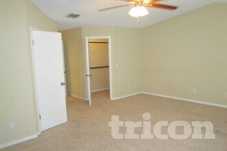 3728 Mandarin Woods Dr N in Jacksonville, FL - Building Photo - Building Photo