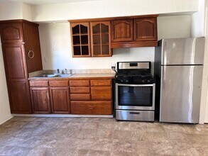 520-528 Wildwood Ave in Rio Dell, CA - Building Photo - Building Photo