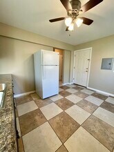 28 N Main St, Unit 1S in Glen Ellyn, IL - Building Photo - Building Photo