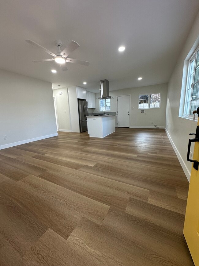 2173 Harrison Ave, Unit 2175 in San Diego, CA - Foto de edificio - Building Photo