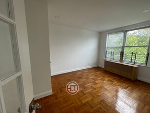 2115 Hone Ave-Unit -2 in Bronx, NY - Building Photo - Building Photo