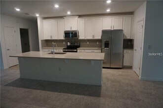 10155 Grande Lp in Clermont, FL - Building Photo - Building Photo