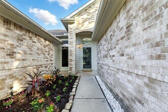 2119 Hannover Way in Spring, TX - Building Photo - Building Photo