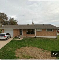 3440 Laura Ln in St. Louis, MO - Building Photo