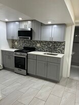 12020 194th St in Saint Albans, NY - Building Photo