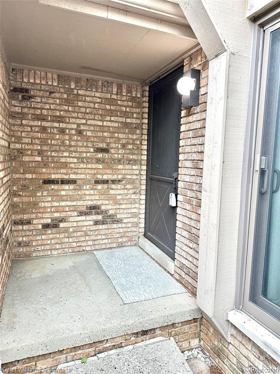 31404 Hunters Cir Dr in Farmington Hills, MI - Building Photo - Building Photo