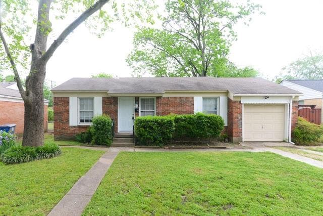 10433 Fern Dr in Dallas, TX - Building Photo