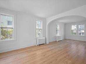 56 Lafayette St in New Rochelle, NY - Foto de edificio - Building Photo