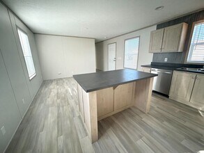 52792 S Zacharias Ct in Chesterfield, MI - Building Photo - Building Photo