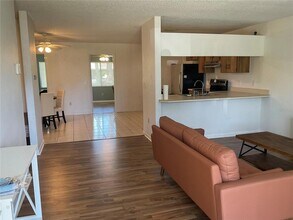 7 Warren Pl in Palm Coast, FL - Foto de edificio - Building Photo