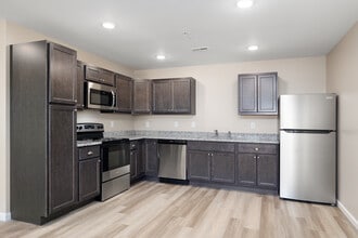 Autumn Leaf Apartment Homes in St. Clair, MO - Foto de edificio - Interior Photo