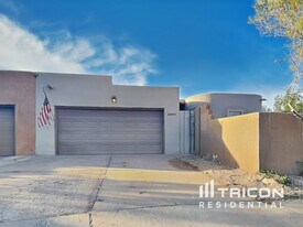 9800 Denali Rd NE in Albuquerque, NM - Building Photo