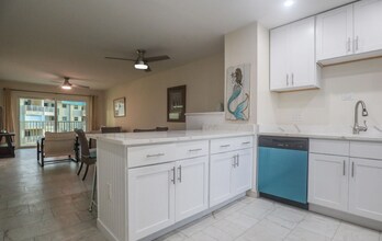 7400 Estero Blvd in Fort Myers Beach, FL - Building Photo - Building Photo