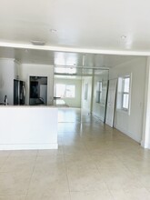 3526 NW 16th Ter, Unit 1 in Miami, FL - Building Photo - Building Photo