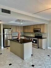 613 N University Dr in Plantation, FL - Building Photo - Building Photo