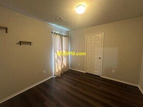 18 Dunnaway Dr in Austin, AR - Building Photo - Building Photo