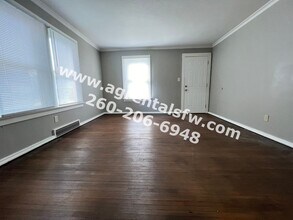 2809 Euclid Ave-Unit -#1 in Fort Wayne, IN - Building Photo - Building Photo