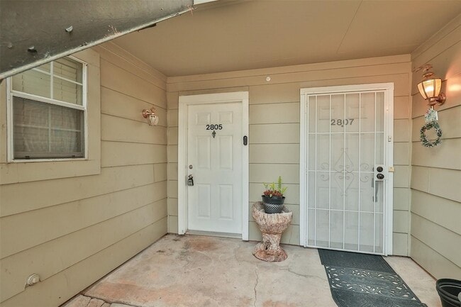 2800 Jeanetta St, Unit 2805 in Houston, TX - Building Photo - Building Photo