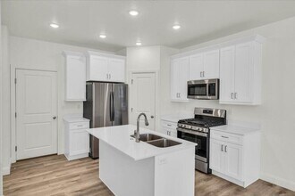 5934 Jasper Rdg Dr in Saint George, UT - Building Photo - Building Photo