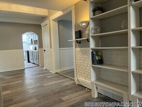 5 Vinal St, Unit 5A in Boston, MA - Building Photo - Building Photo