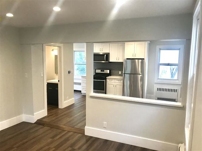 89 Zabriskie St-Unit -2nd Fl in Jersey City, NJ - Building Photo