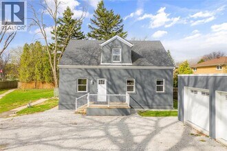7800 Cecile St in Windsor, ON - Building Photo - Building Photo