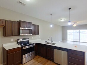 447 S Longbranch Dr in Maize, KS - Building Photo - Building Photo