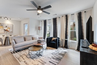 Brentwood Apartments in Conway, AR - Building Photo - Building Photo