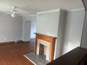 806 E Deshler Ave in Columbus, OH - Building Photo - Building Photo