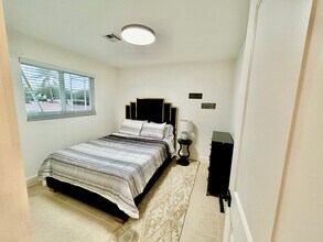 401 SE 23rd Ave in Pompano Beach, FL - Building Photo - Building Photo