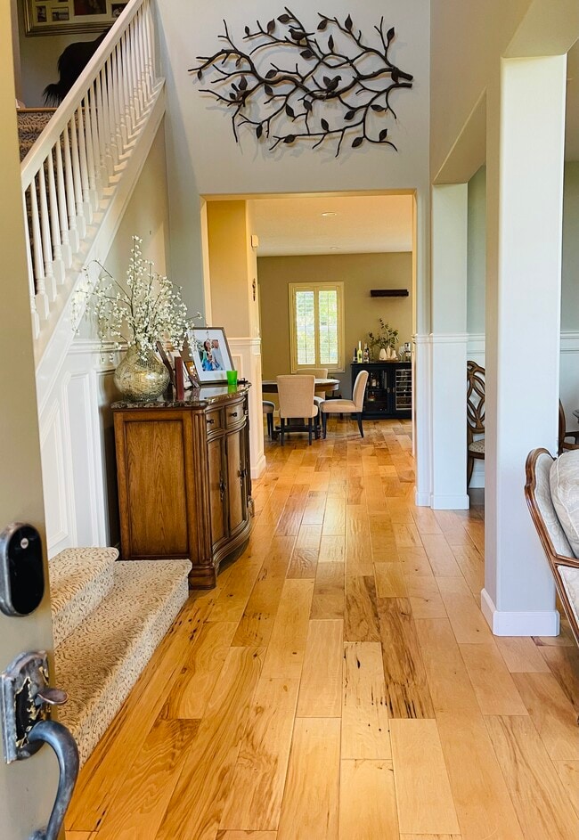 21827 Taylor Ct in Santa Clarita, CA - Building Photo - Building Photo