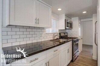 1624 N Coast Hwy 101-Unit -SPC 17 in Encinitas, CA - Building Photo - Building Photo