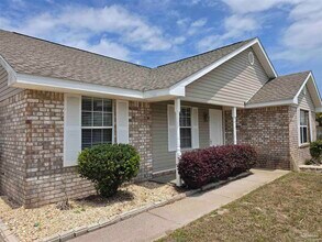 4041 Shorewood Dr in Pensacola, FL - Building Photo - Building Photo