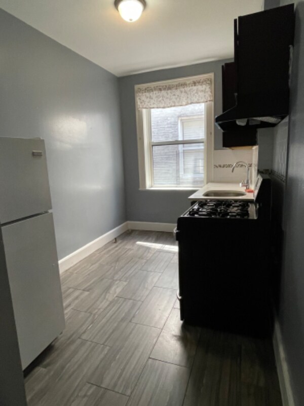 691 Elizabeth Ave-Unit -53 in Newark, NJ - Building Photo - Building Photo