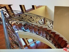 1126 Yale St in Santa Monica, CA - Building Photo - Building Photo