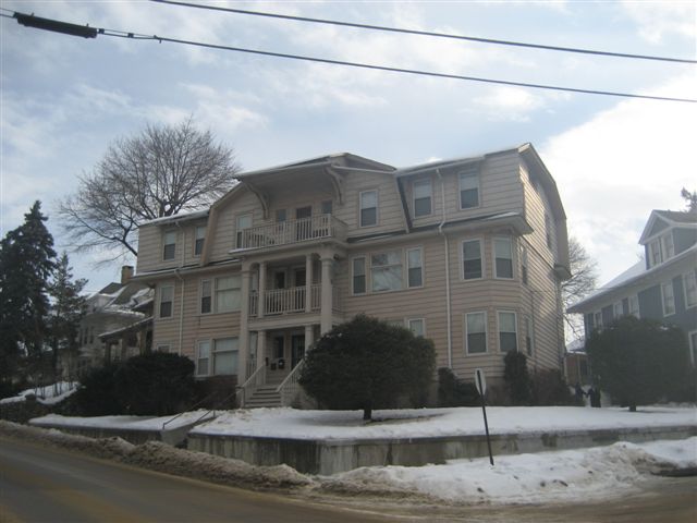 22 Roseland Ave in Waterbury, CT - Foto de edificio