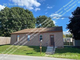 282 S View Rd in Fleetwood, PA - Building Photo