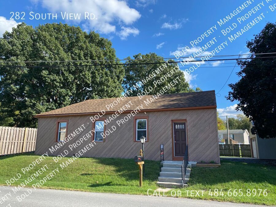 282 S View Rd in Fleetwood, PA - Building Photo